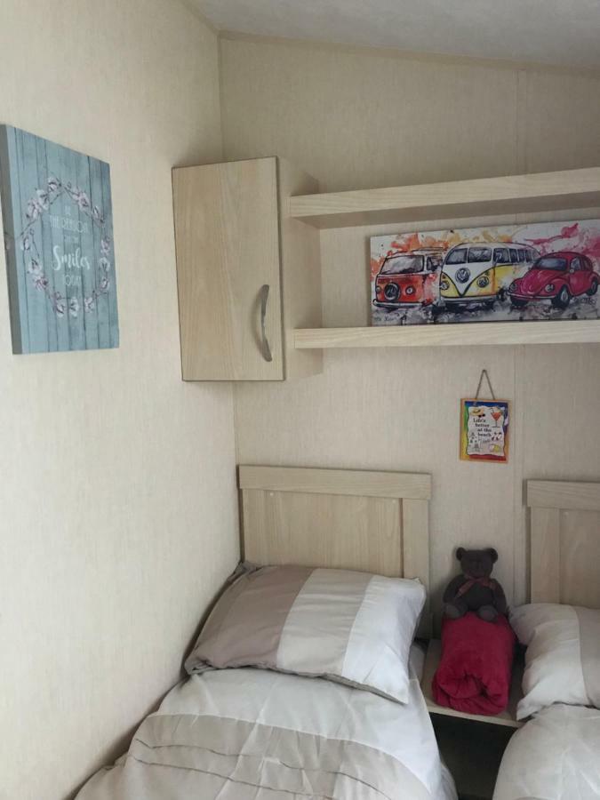 Take Me To The Beach At J&S Caravan Holidays Newquay Bay Resort Saint Columb Minor Exterior foto